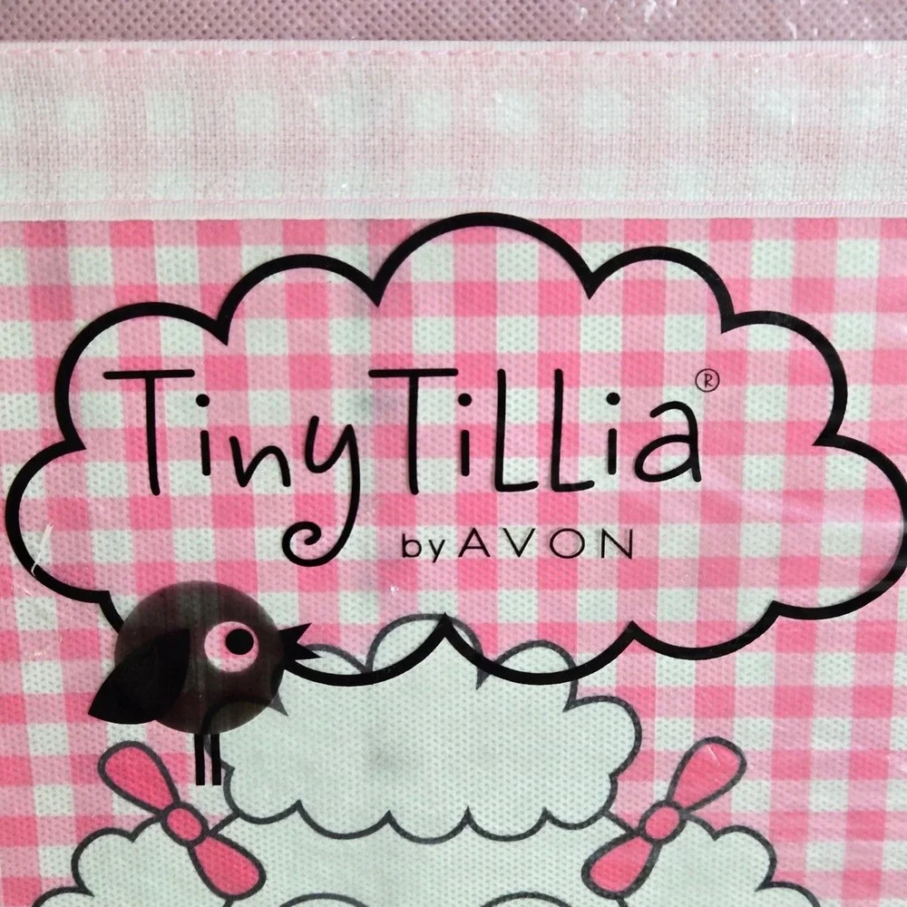Avon Tiny Tillia Candy Poodle‎ Hanging Nursery Closet Organizer Pink New